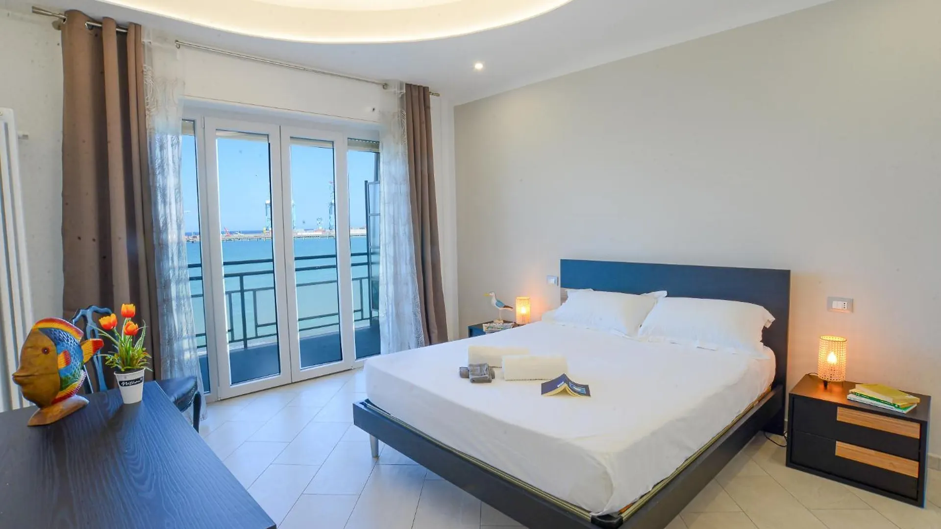 Casa Al Lido Fronte Mare Ac E Wifi Apartment Vado Ligure