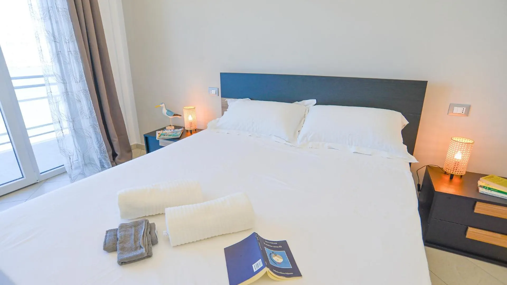 Casa Al Lido Fronte Mare Ac E Wifi Apartment Vado Ligure