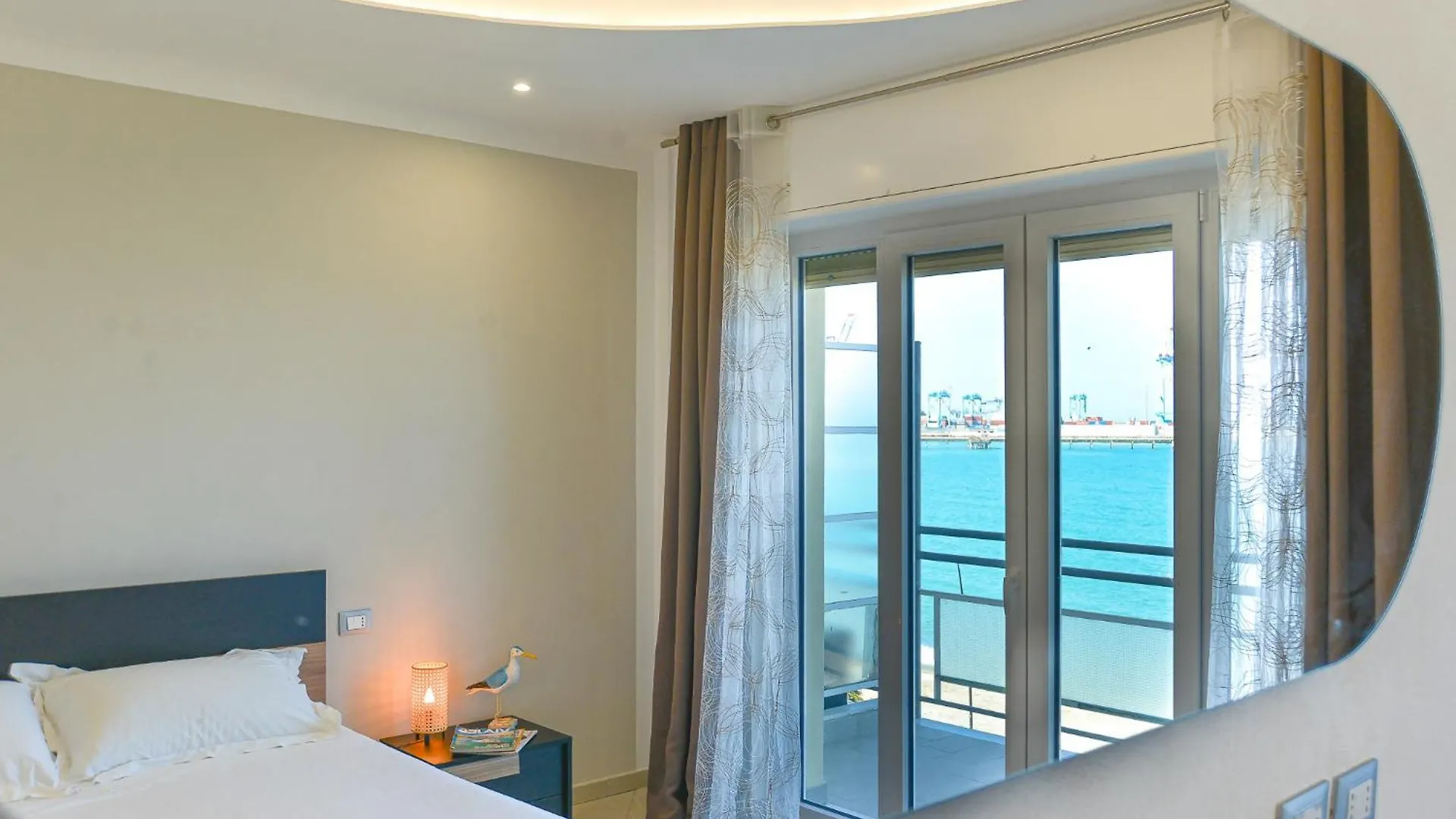 Casa Al Lido Fronte Mare Ac E Wifi Apartment Vado Ligure