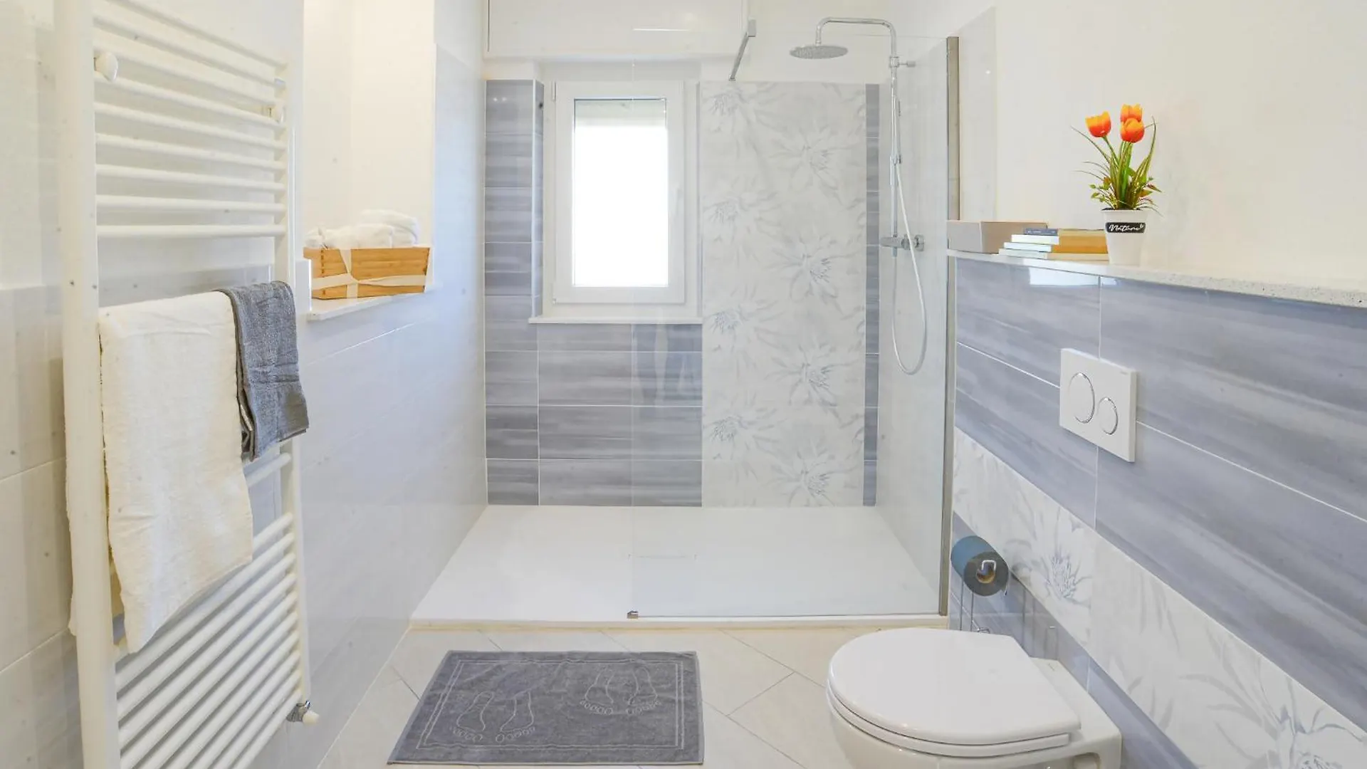 Casa Al Lido Fronte Mare Ac E Wifi Apartment Vado Ligure