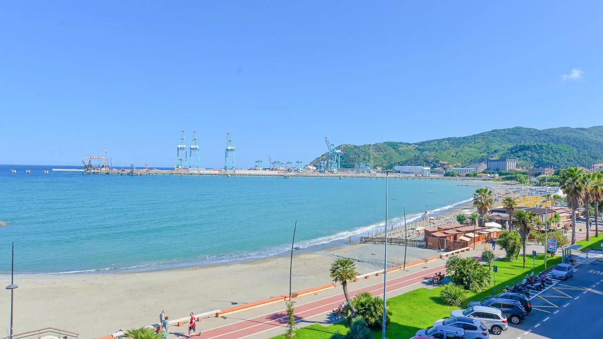 Casa Al Lido Fronte Mare Ac E Wifi Apartment Vado Ligure